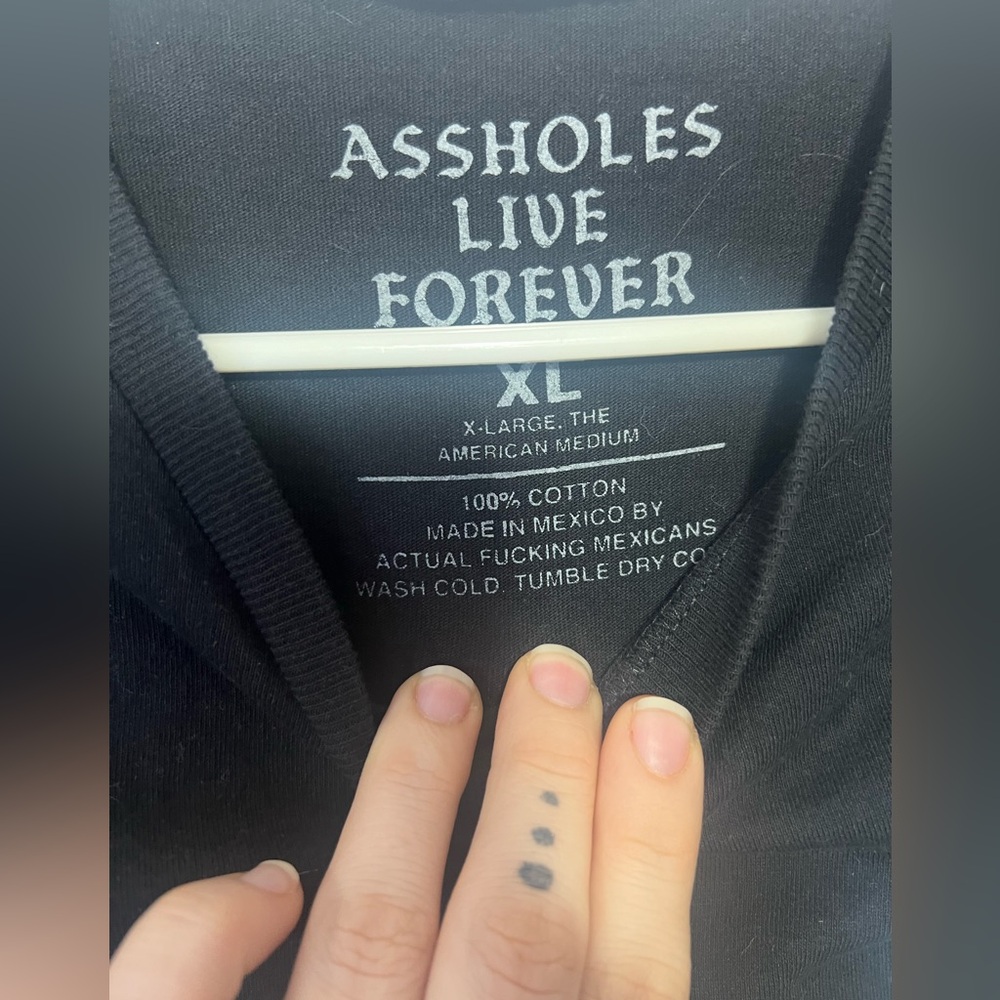 Black T-Shirt Assholes Live Forever - Picture 4 of 4